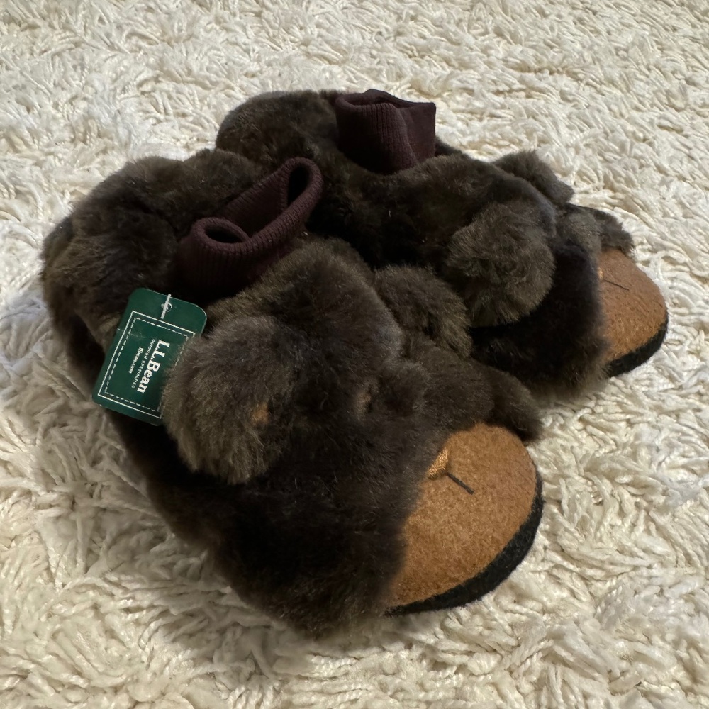 LLBean Bear Paw slippers 11-12